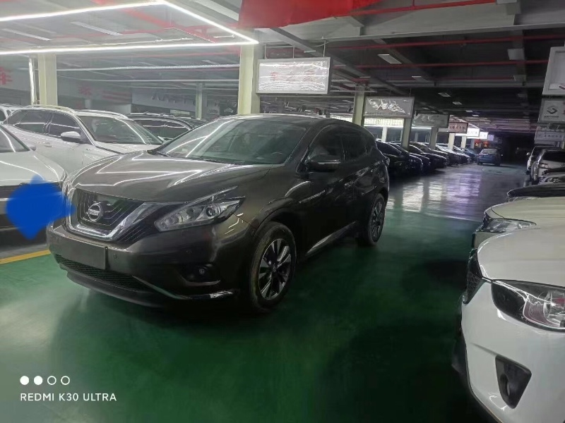 萊蕪17年日產樓蘭3