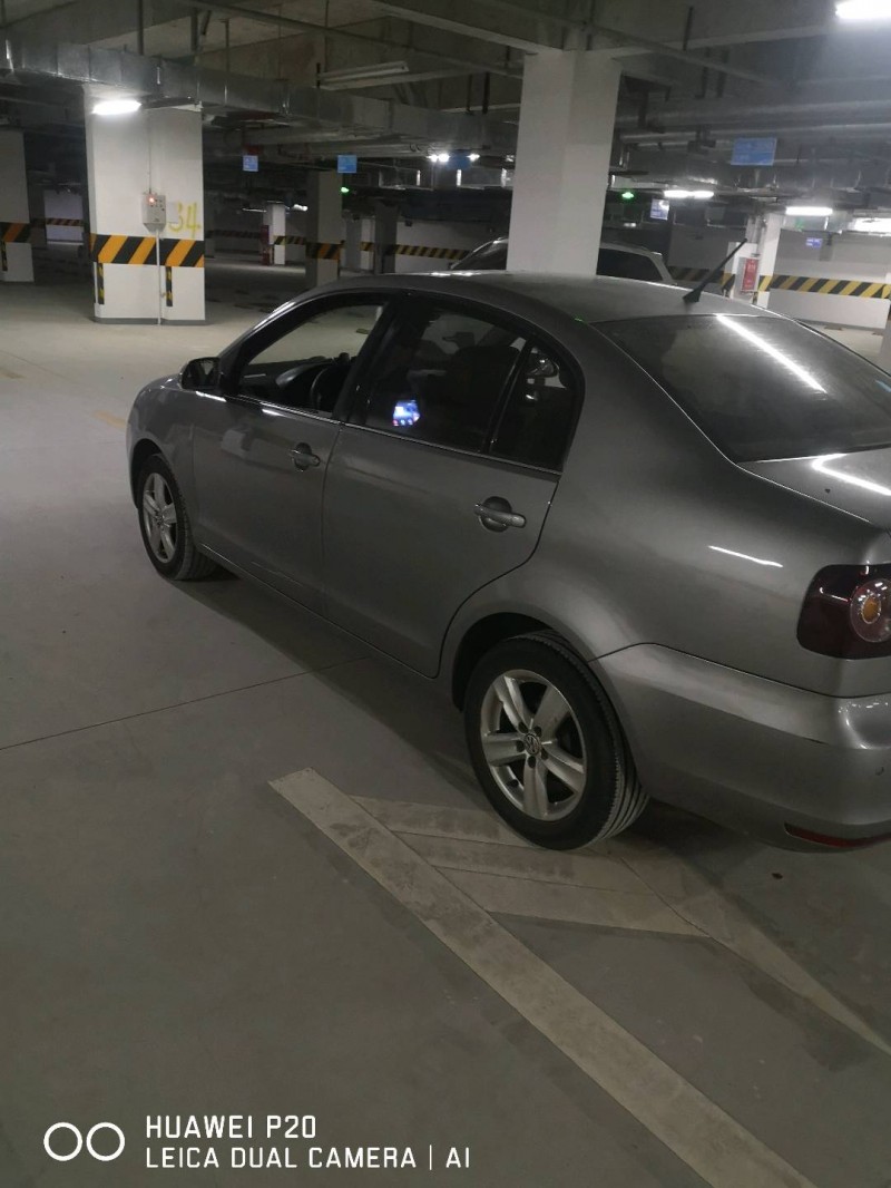 成都12年大眾polo3
