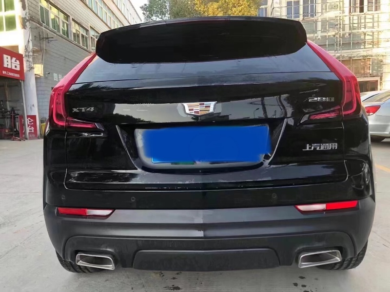 臺州20年凱迪拉克XT56