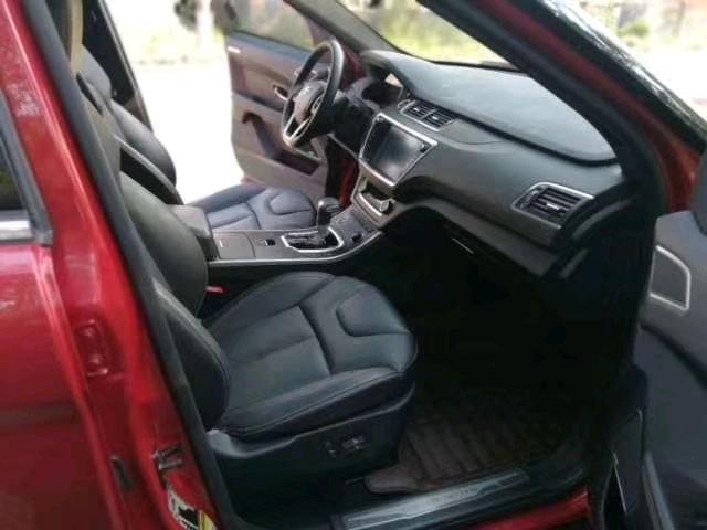 济宁16年陆风X75