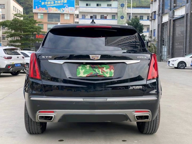 東莞20年凱迪拉克XT51