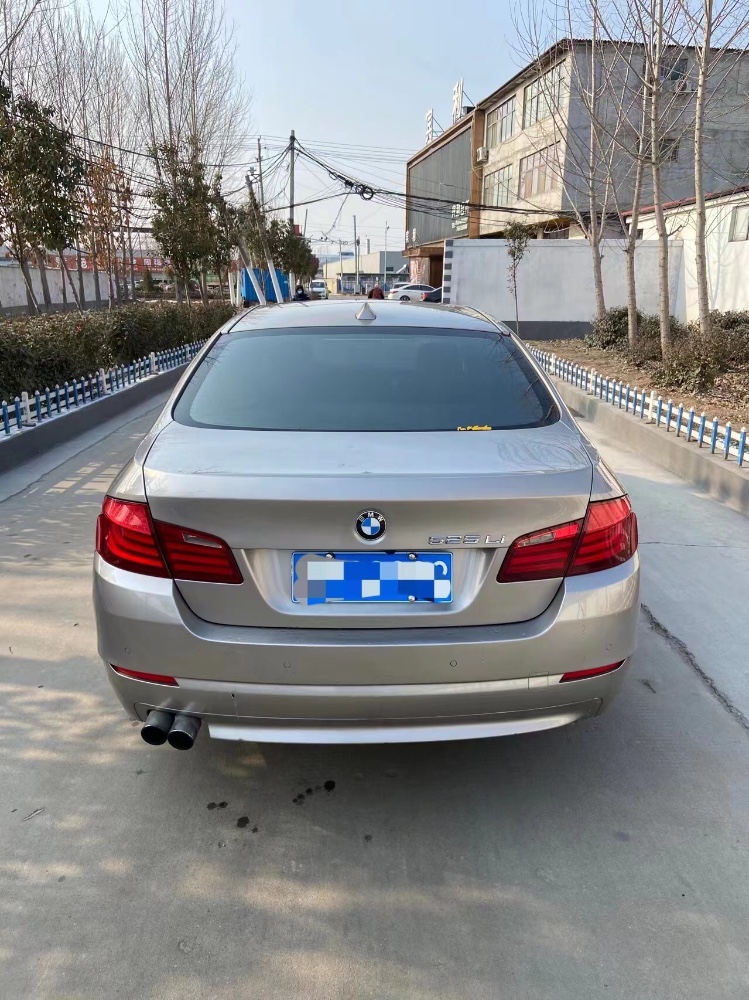 北京13年宝马5系7