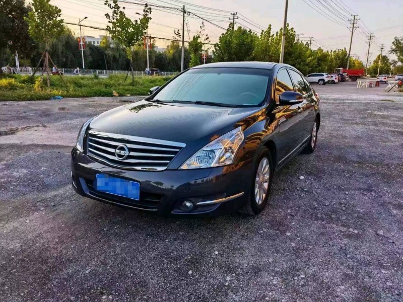 濮陽11年日產天籟2