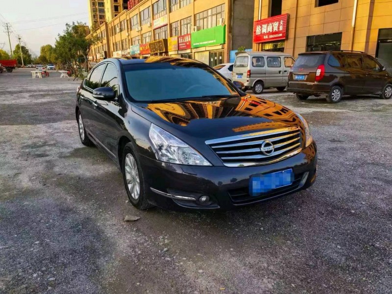 濮陽11年日產天籟5