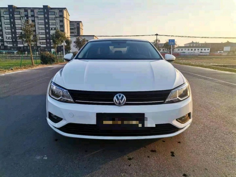 徐州17年大眾凌渡1