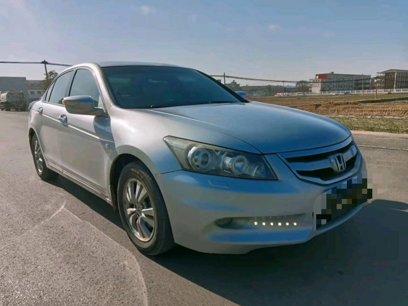 徐州12年本田雅阁7