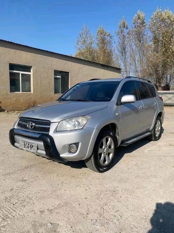 沈陽09年豐田RAV42
