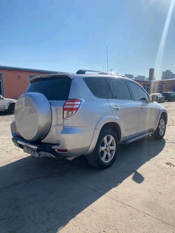 沈陽09年豐田RAV47