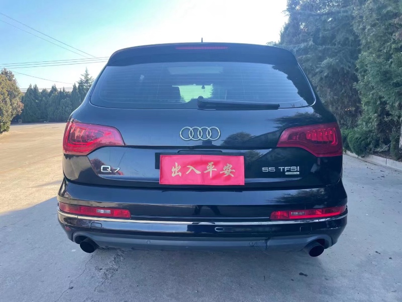 萊蕪10年奧迪Q77