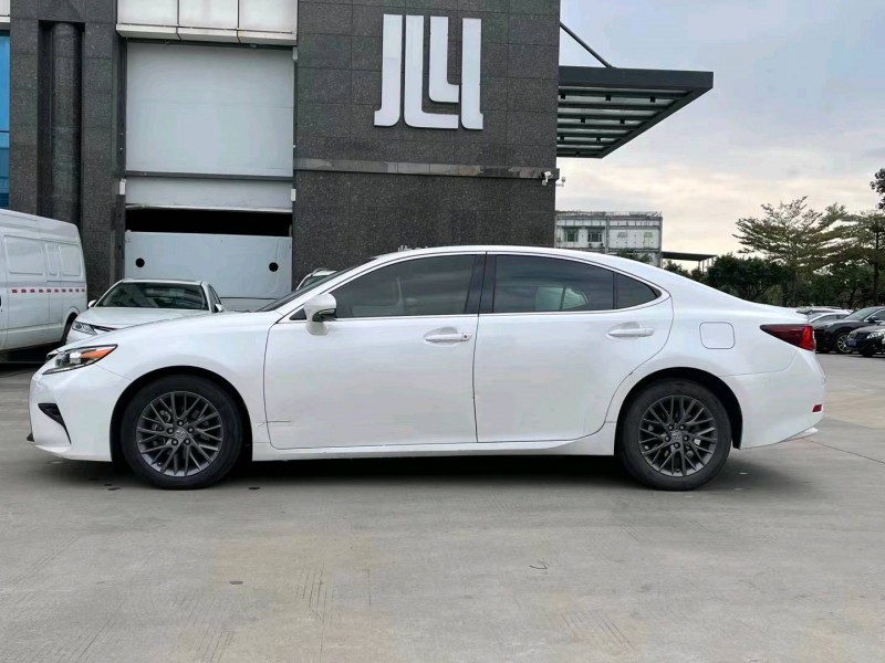 东莞18年雷克萨斯ES4