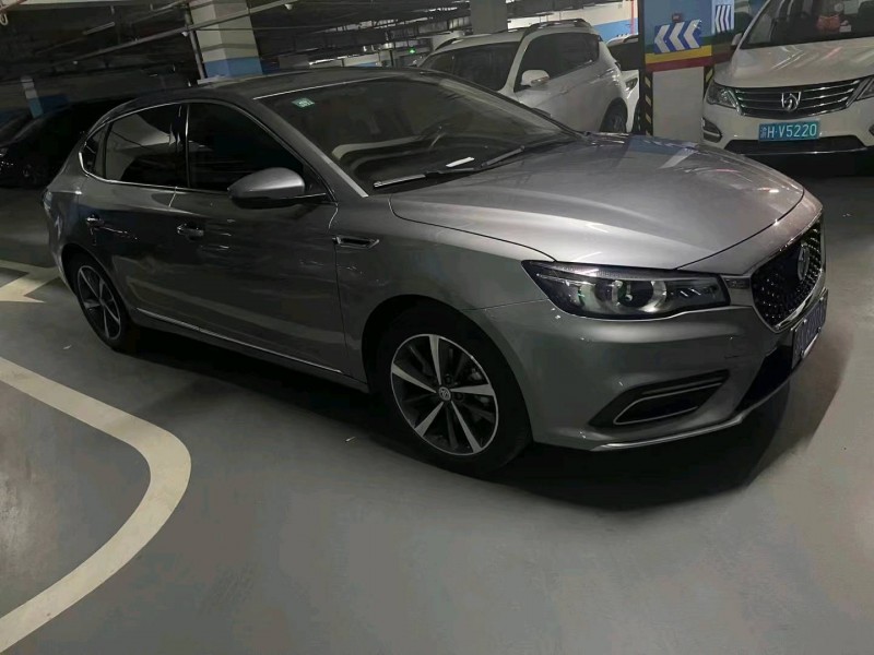 重慶19年名爵MG6204