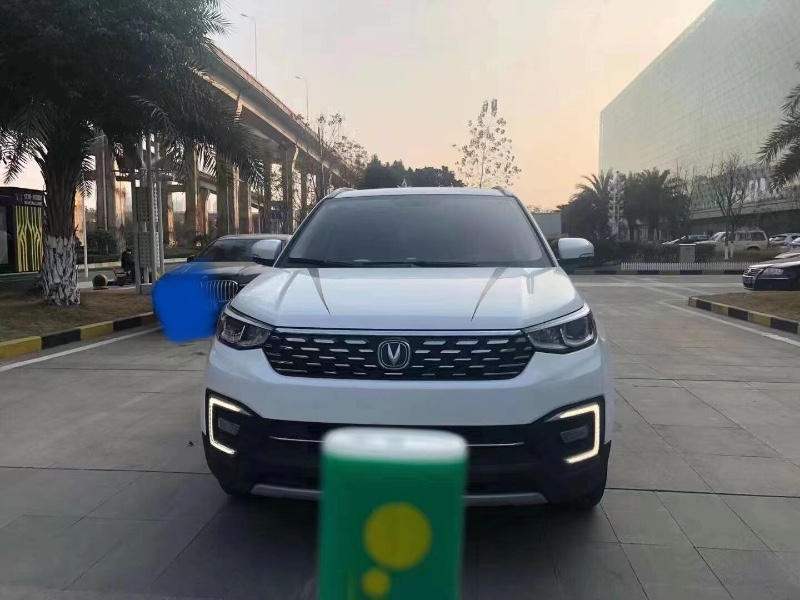 北京19年長安汽車CS551