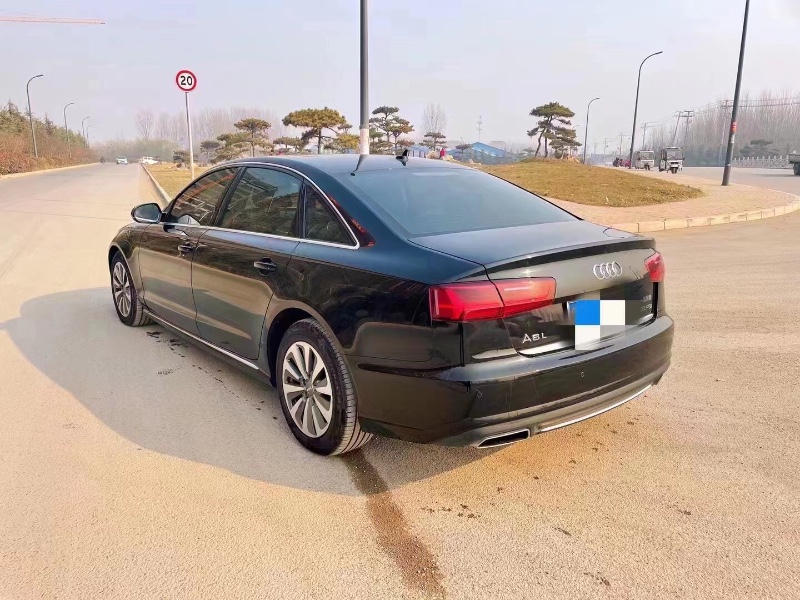 黃岡17年奧迪A6L7