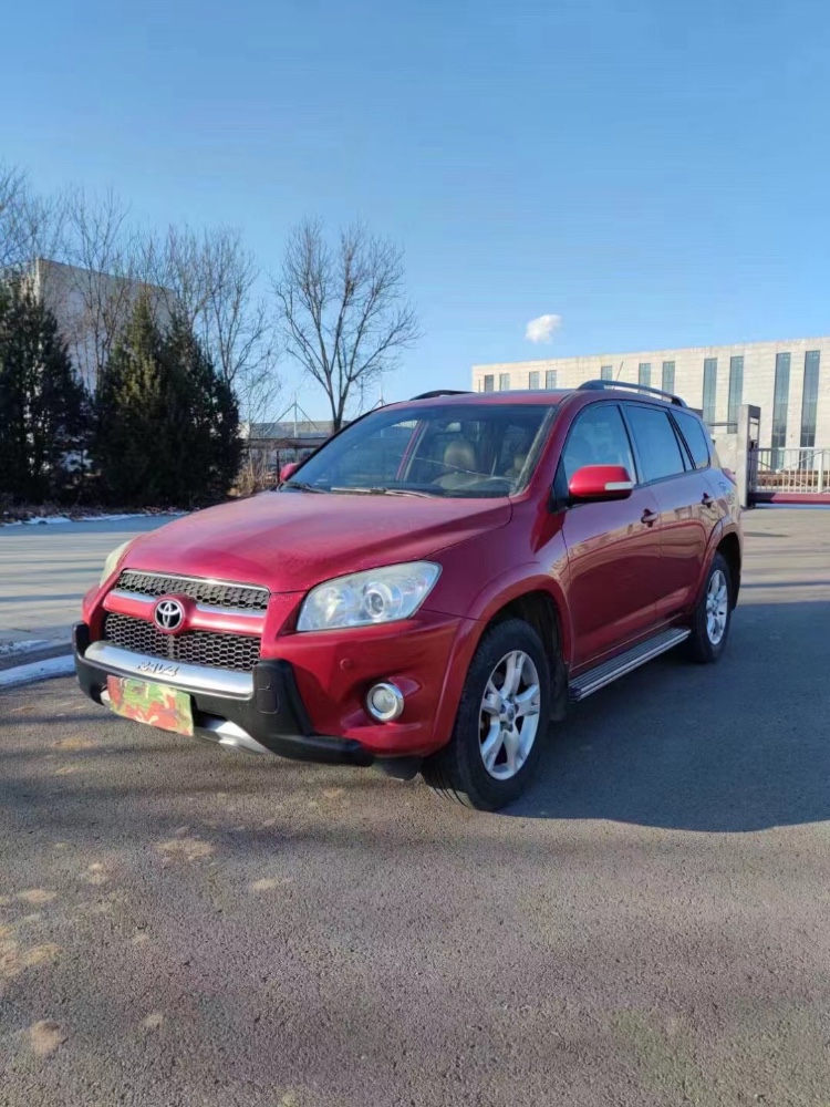 日照12年豐田RAV4榮放2
