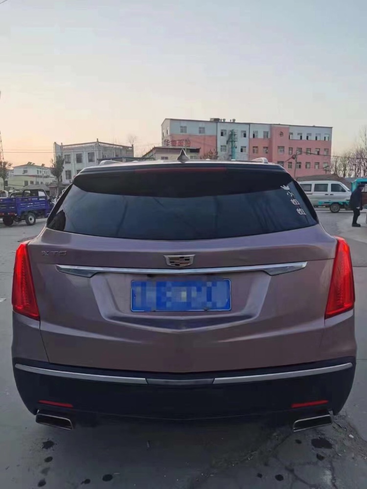泰安18年凱迪拉克XT55