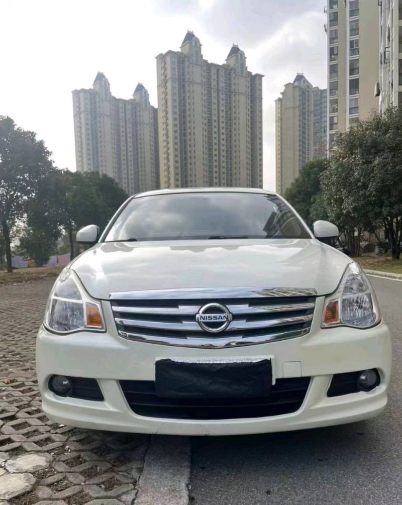 宜昌14年日產軒逸1