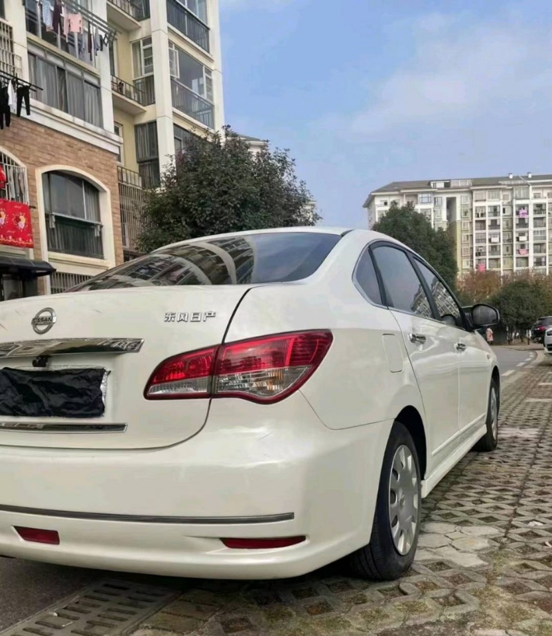 宜昌14年日產軒逸4
