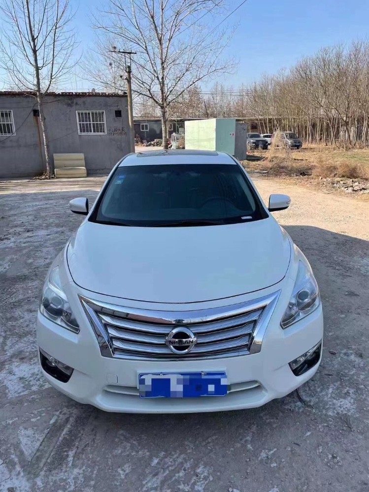 泰安13年日產天籟1