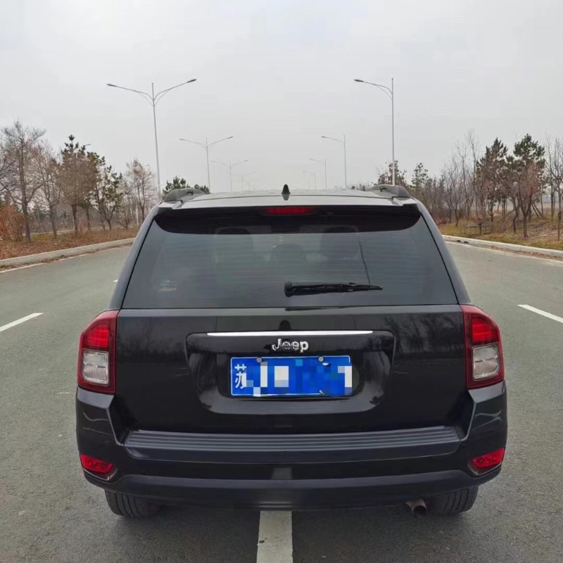 長春16年Jeep指南者7