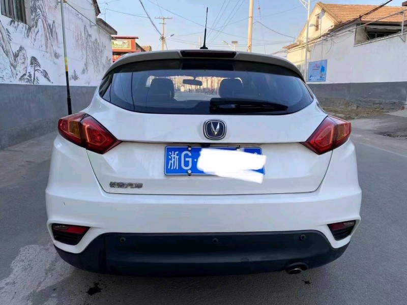 淄博15年長安汽車逸動6
