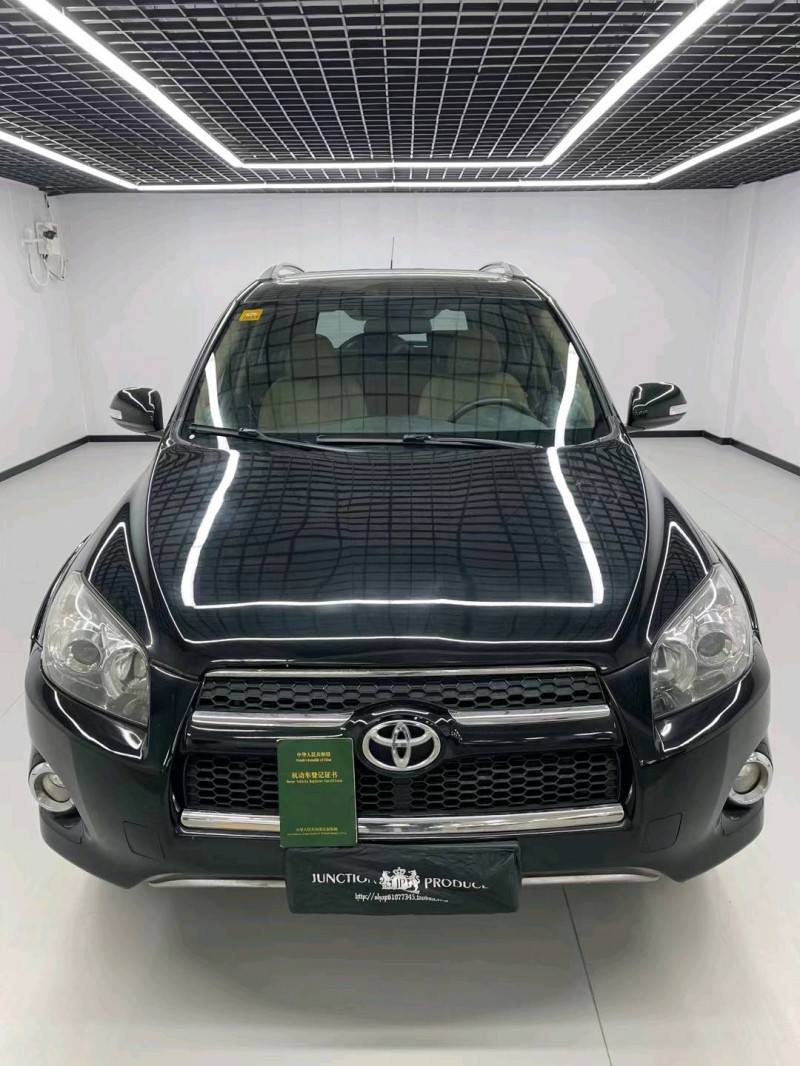 保定13年豐田RAV4榮放1