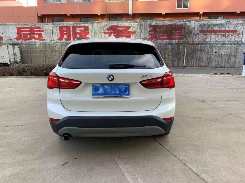 陽泉17年寶馬X16
