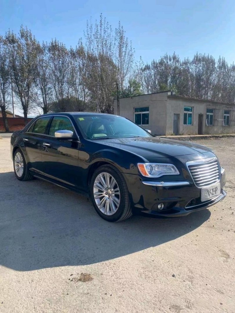 沈陽15年克萊斯勒300C6