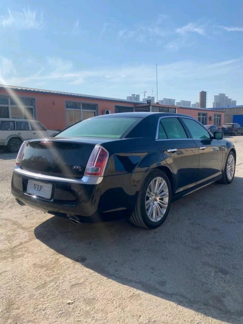沈陽15年克萊斯勒300C3