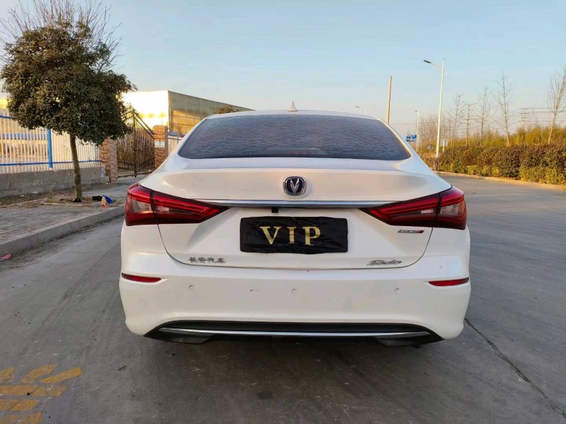徐州18年長安汽車逸動4