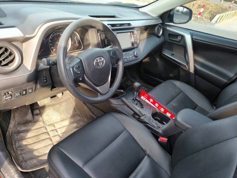 徐州17年豐田RAV49