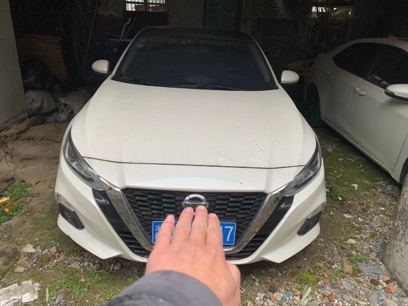 湖州20年日產天籟1