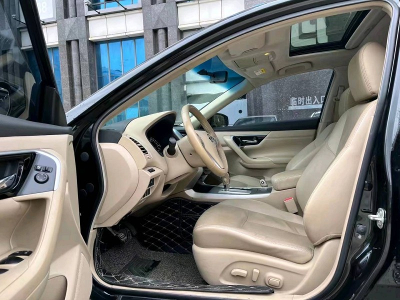 東莞17年日產天籟7
