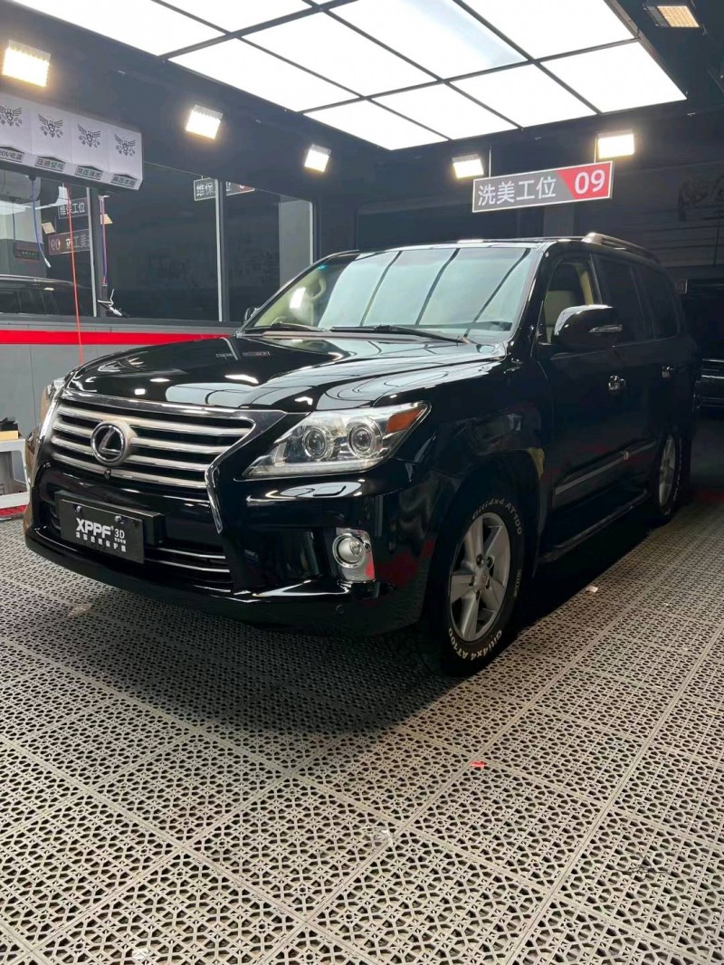 唐山12年雷克薩斯LX2