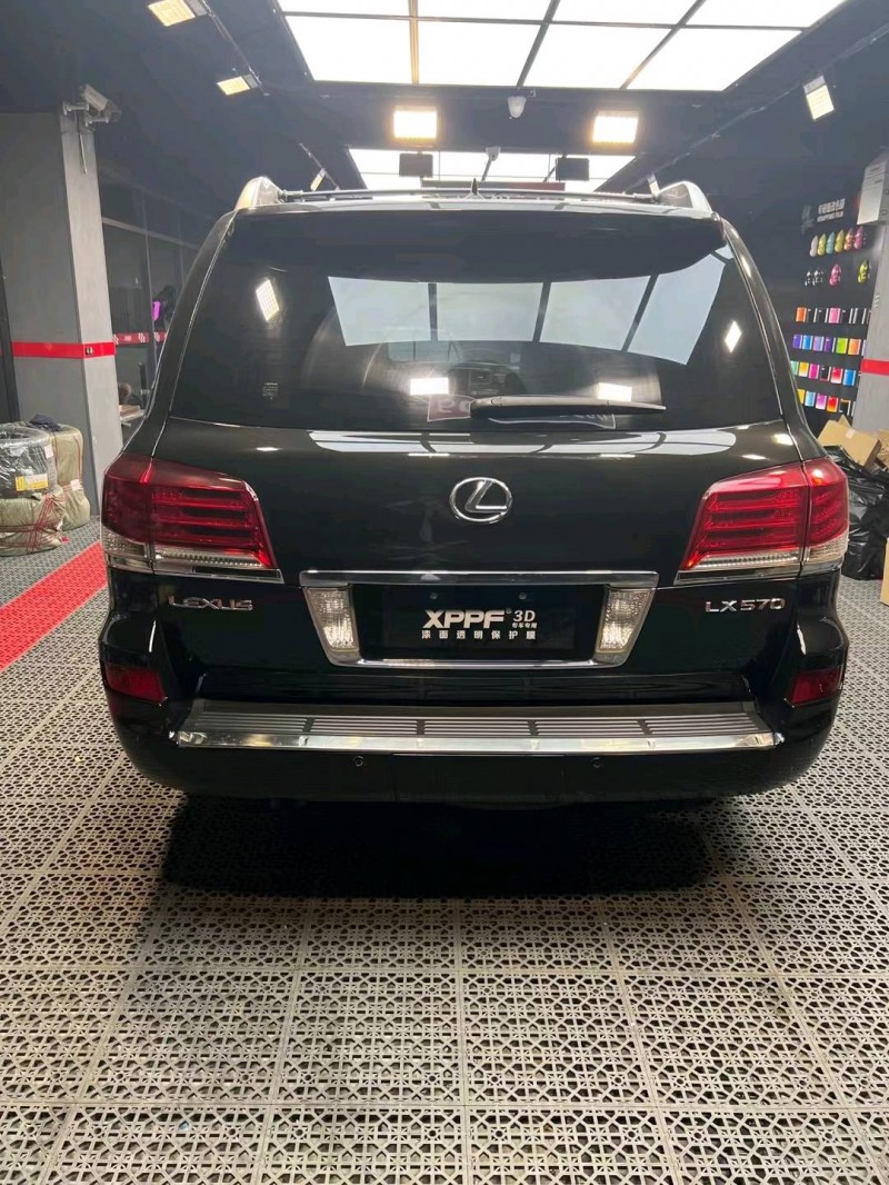 唐山12年雷克薩斯LX6