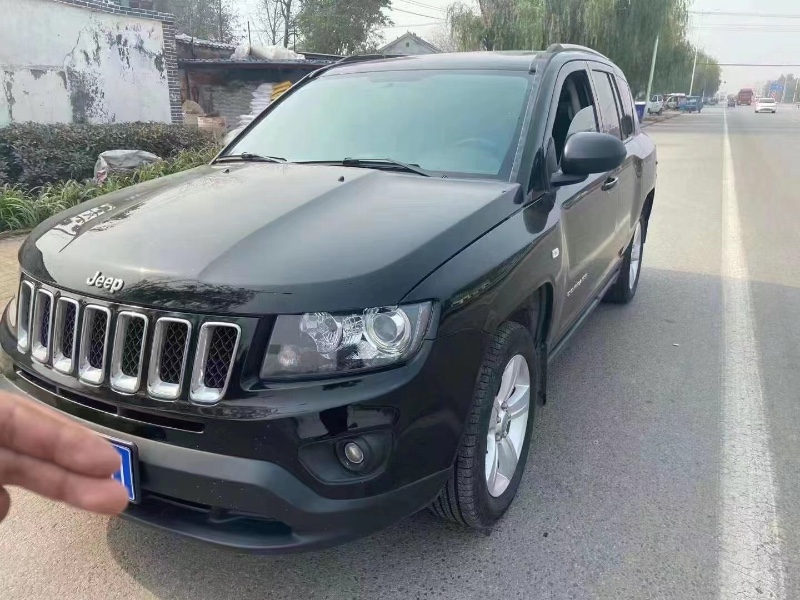 泰安17年Jeep指南者3