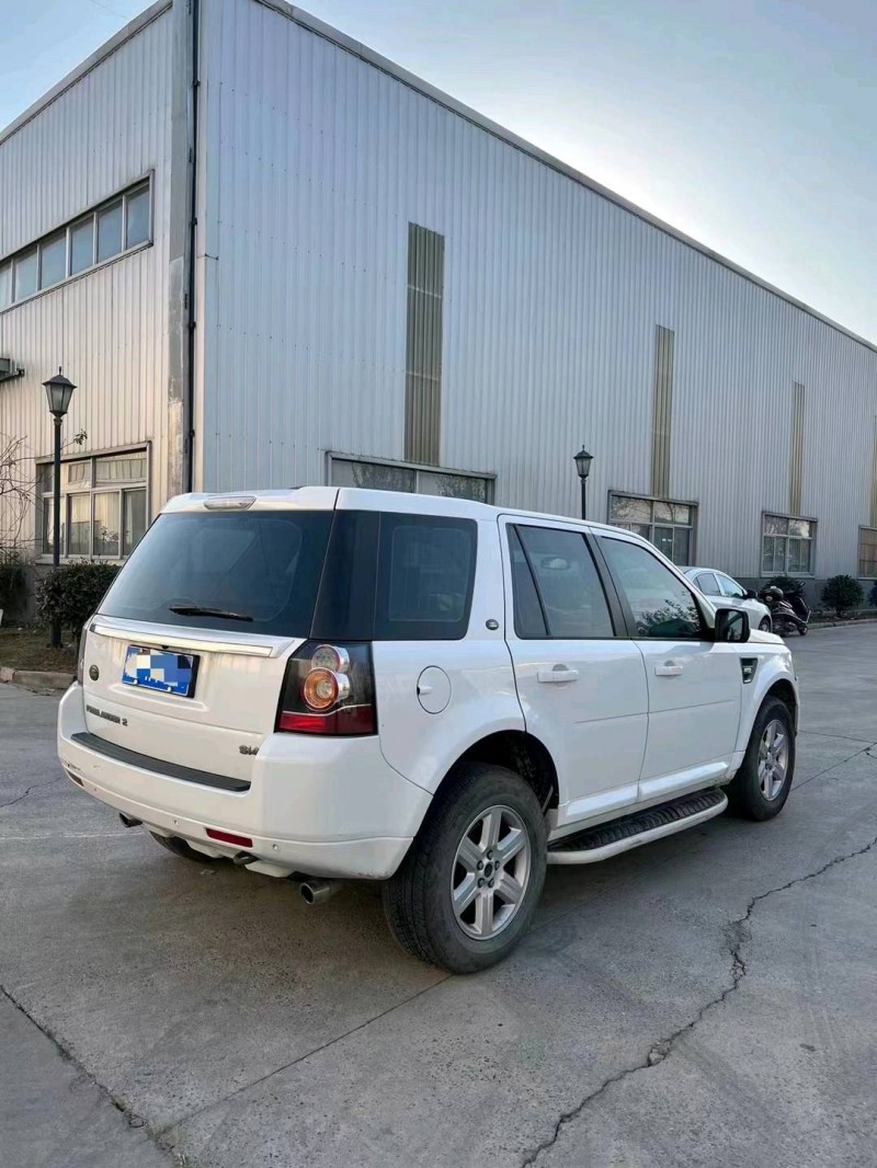 徐州14年路虎神行者24