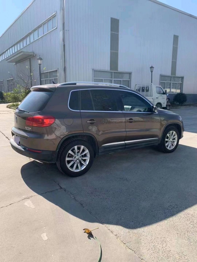 徐州12年大众途威8