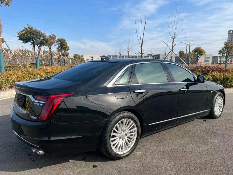 鹽城20年凱迪拉克CT64