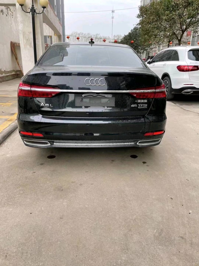 南昌19年奧迪A6L8