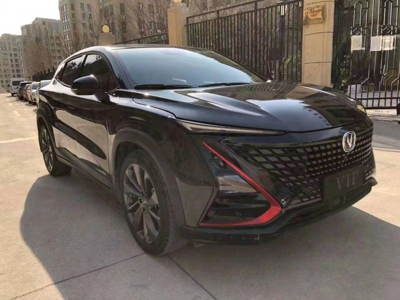 青島20年長安汽車UNI-T2