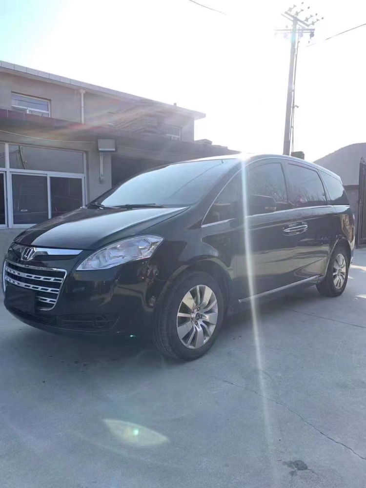 秦皇島13年納智捷大7 MPV3