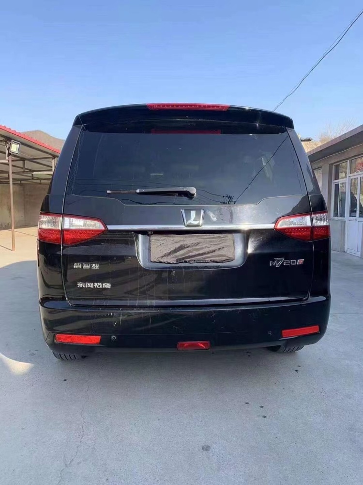 秦皇島13年納智捷大7 MPV7