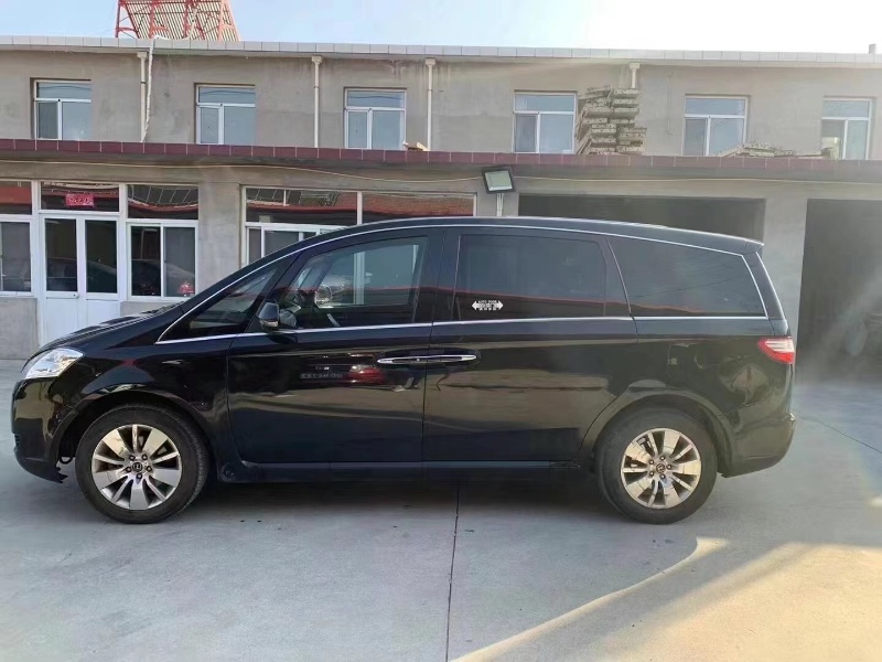 秦皇島13年納智捷大7 MPV8