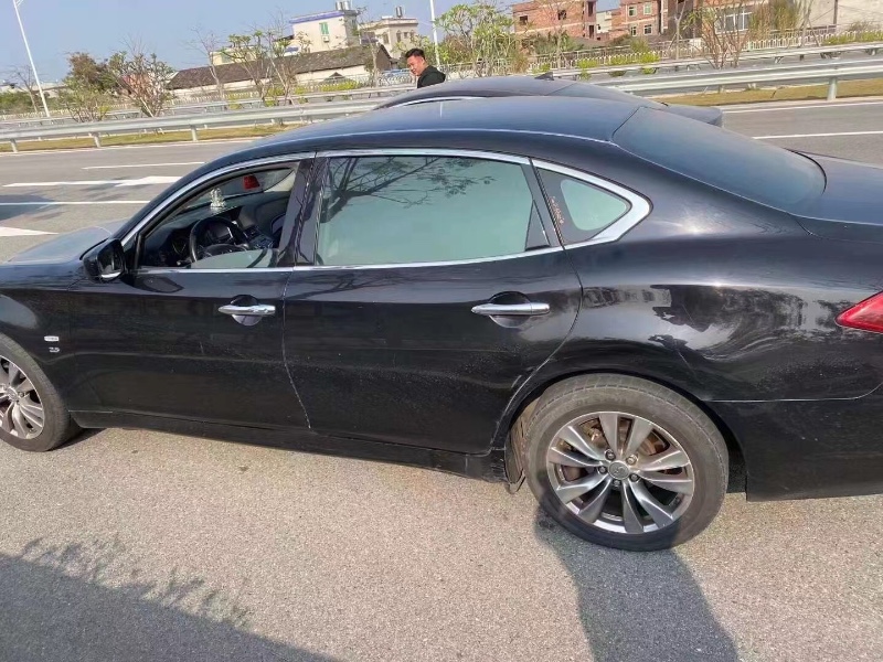 莆田14年英菲尼迪Q702