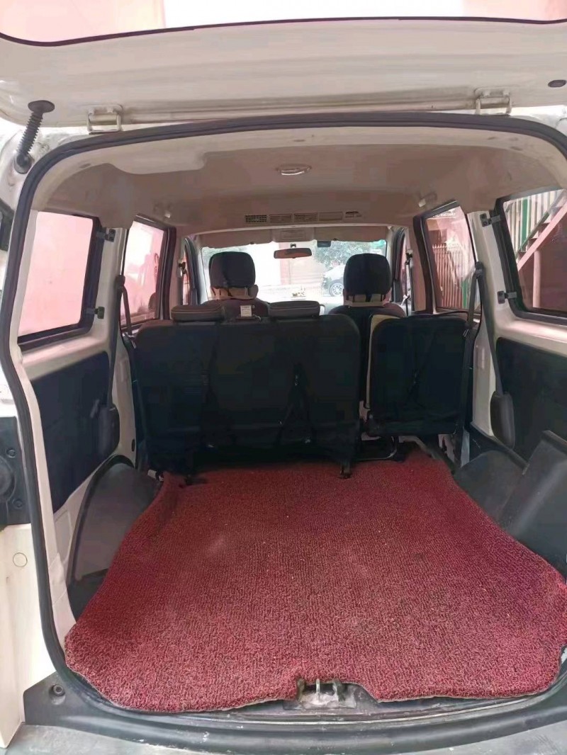 宜昌18年長安汽車歐諾2