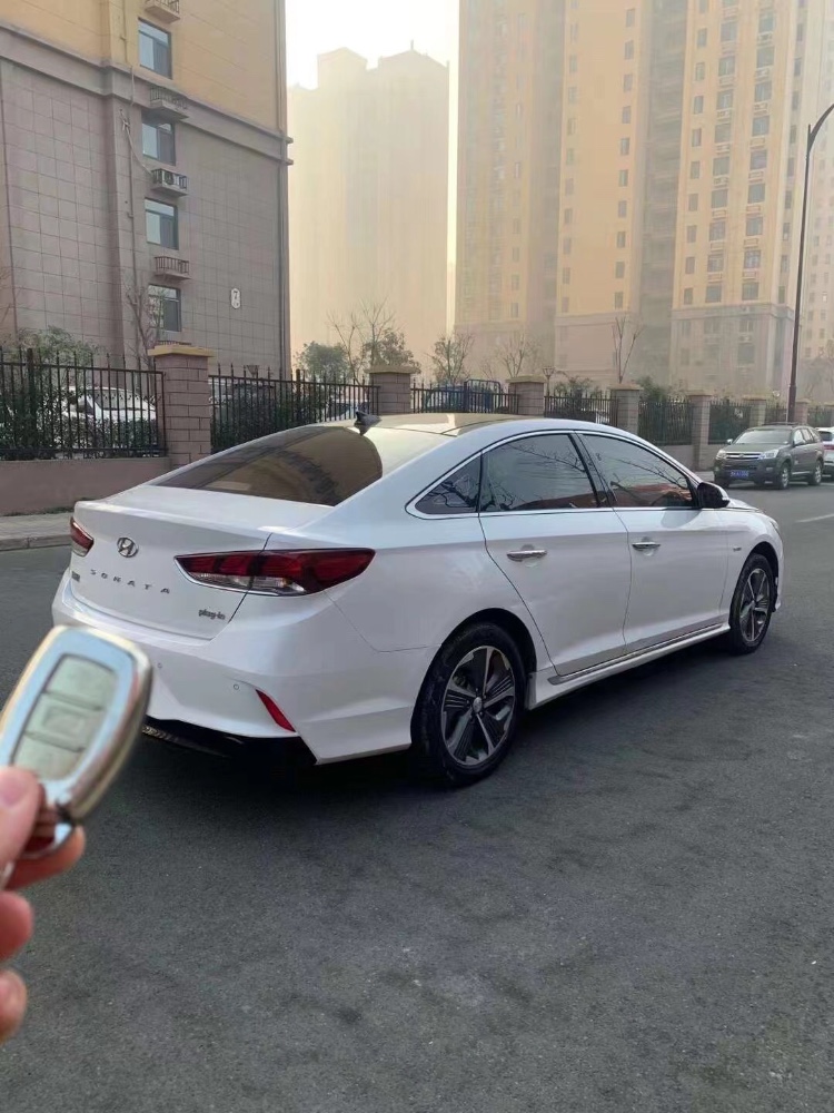 阜陽19年現代索納塔十9