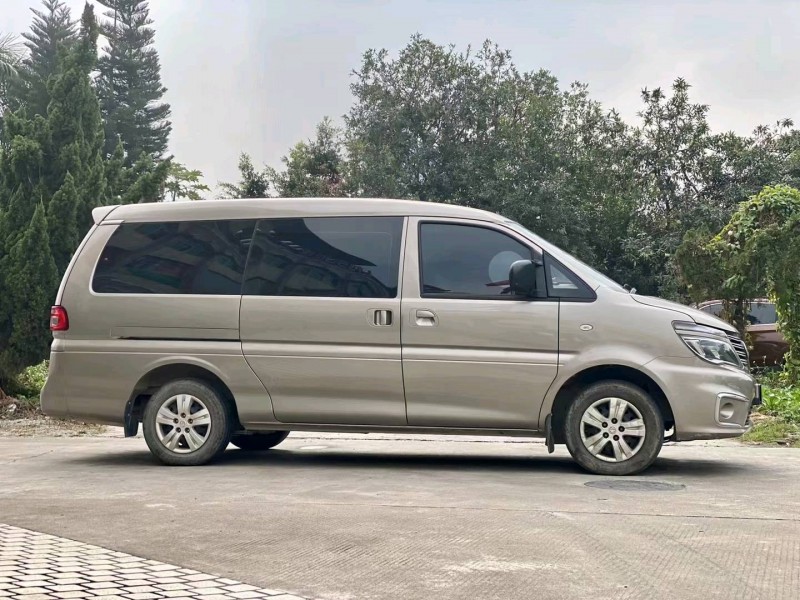 東莞19年東風菱智M54
