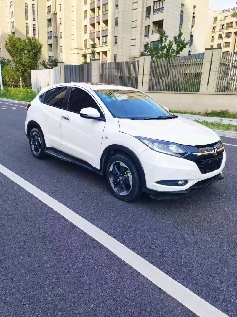 苏州17年本田缤智2