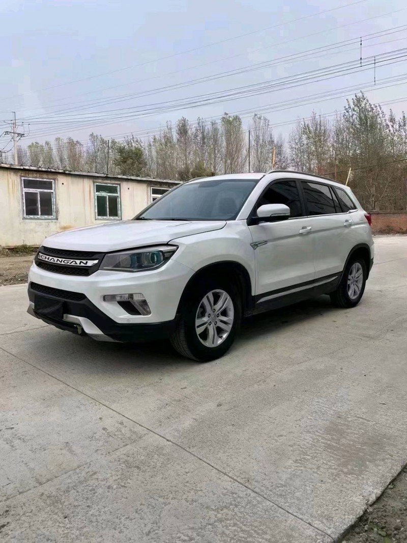 沈陽17年長安汽車CS751