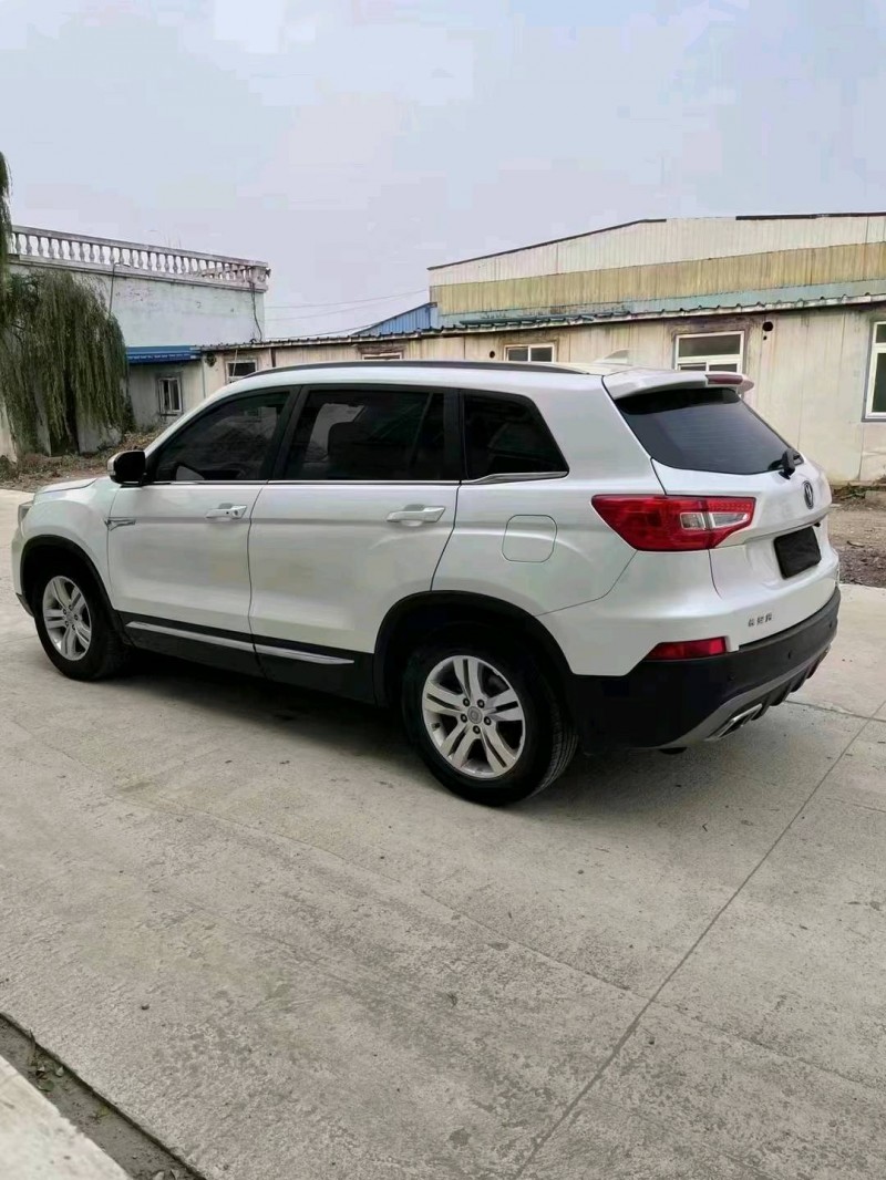 沈陽17年長安汽車CS757